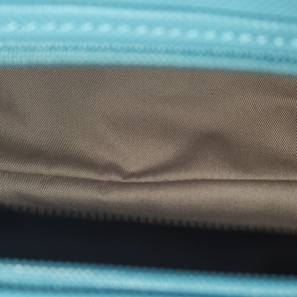 Lacoste Bag - Picture 5 of 6